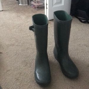 LL BEAN green boots